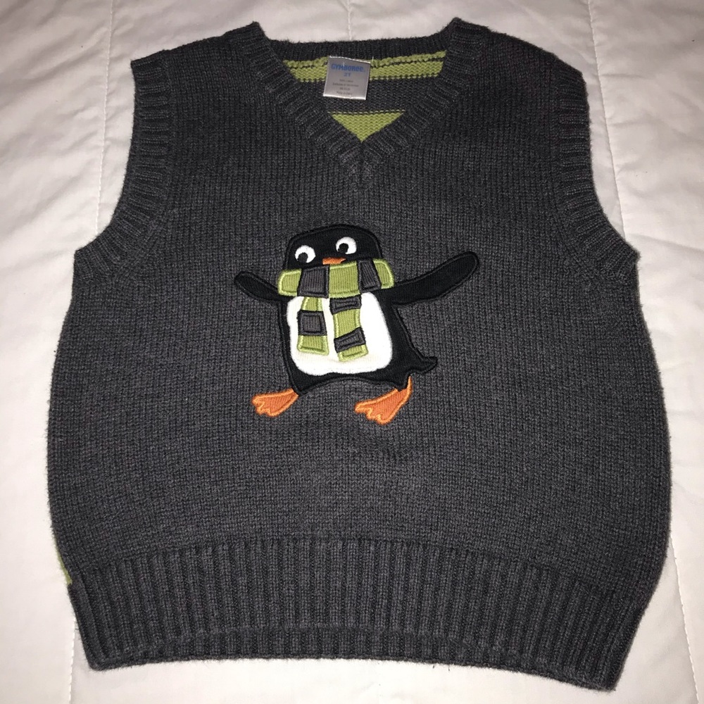 ⚡️Gymboree Boy’s Penguin Sweater Vest Size 2T 🐧